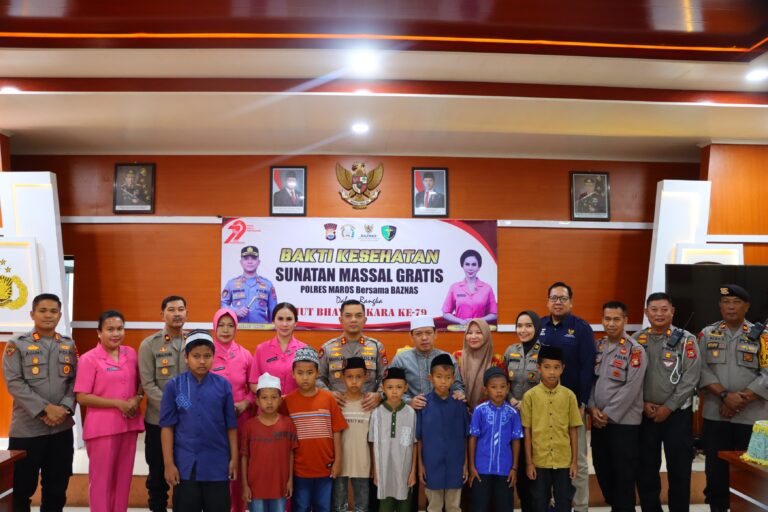 Polri Untuk Masyarakat, Polres Maros Gelar Bakti Kesehatan Sunatan Massal dalam Rangka HUT Bhayangkara ke-79