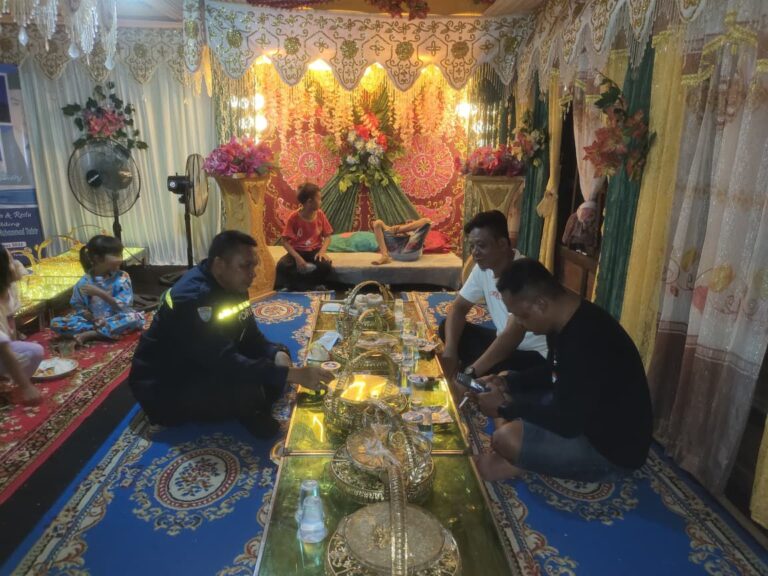 Bhabinkamtibmas Polsek Marang Laksanakan Pam Pesta Pernikahan Warganya