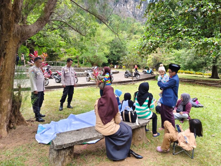 Polsek Balocci Tingkatkan Keamanan di Tempat Wisata Sumpang Bita melalui Patroli Rutin