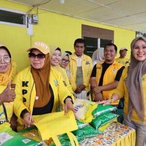 Pasar Murah di Barru: Bupati Andi Ina Kartika Sari Apresiasi Kepedulian Partai Golkar