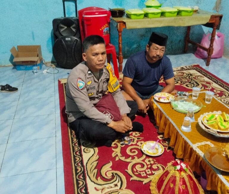 Bhabinkamtibmas Polsek Ma’rang Amankan Pesta Pernikahan, Imbau Jaga Kamtibmas