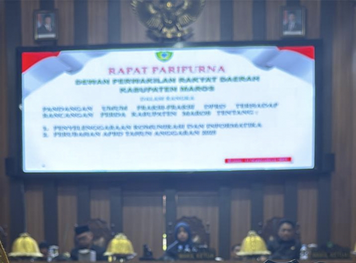 Sekretaris Daerah Maros Ikuti Rangkaian Rapat Paripurna DPRD Kabupaten Maros Hari Kedua.