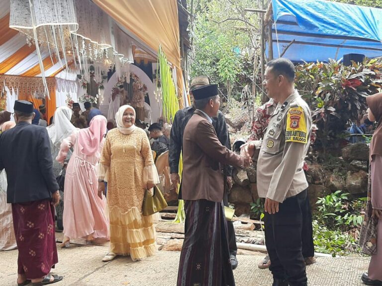 Bhabinkamtibmas Kelurahan Kassi Pantau dan Hadiri Hajatan Warga Binaan