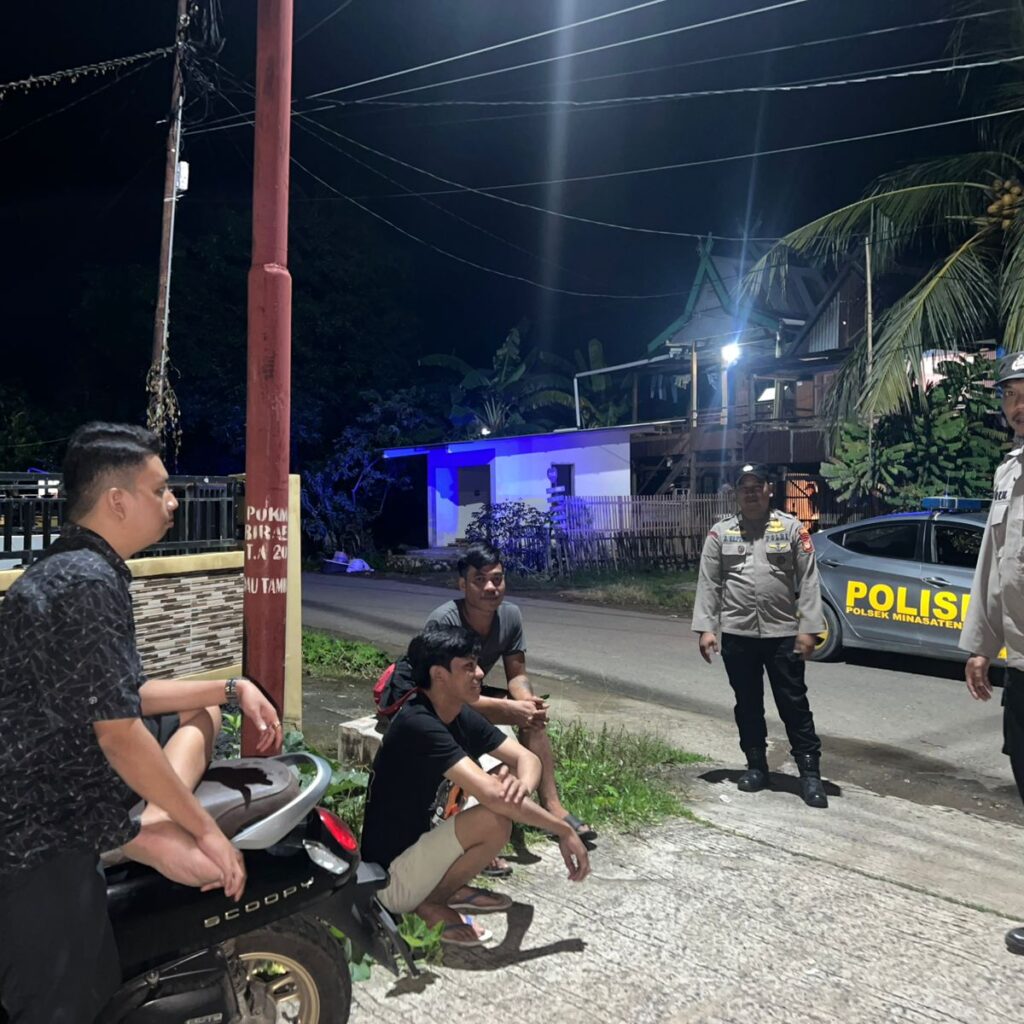 Patroli Malam Polsek Minasatene Ramai-ramai, Tujuannya Hapus Ancaman Kejahatan dan Berikan Rasa Aman