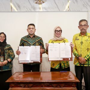 Pemkab Barru dan PN Barru Tandatangani MoU, Wujudkan Pelayanan Peradilan yang Cepat dan Mudah