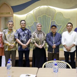 Temui Menteri Pendidikan RI, Bupati Barru Bahas Program Pendidikan