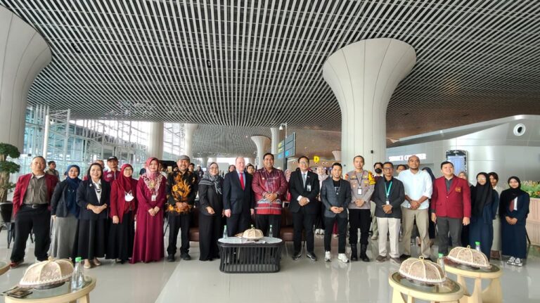 Bandara Internasional Sultan Hasanuddin Dorong Kolaborasi Penta Helix melalui Forum on Research and Innovation.
