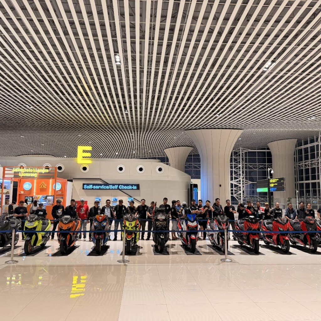 Bandara Internasional Sultan Hasanuddin Dorong Kegiatan Airport Custom Show Kolaborasi dengan Komunitas XRI.