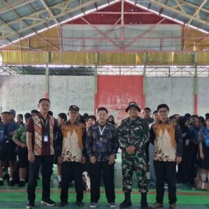 Satgas Pamtas RI-Malaysia Yonarmed 19/Bogani Tanamkan Wawasan Kebangsaan kepada Siswa SMA Negeri 1 Entikong