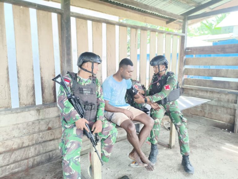 Memberikan Fasilitas Pelayanan Kesehatan Untuk Saudara Kami di Timur Indonesia