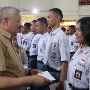 Berhasil Jalankan Tugas, Anggota Paskibraka  dapat Uang Saku dari Pemkab Pinrang