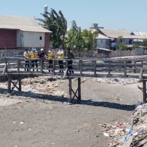 Antisipasi Genangan Air Saat Musim Hujan, SDABK Lakukan Pengerukan Saluran Pembuangan Jampue