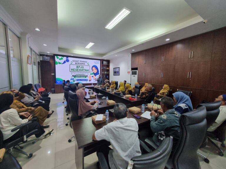 Dinas Pendidikan Parepare Gandeng BPJS Kesehatan Gelar TOT Komite SMP, Ibu Hartati Bongkar Tuntas Pentingnya JKN Satu Kartu Lindungi Semua